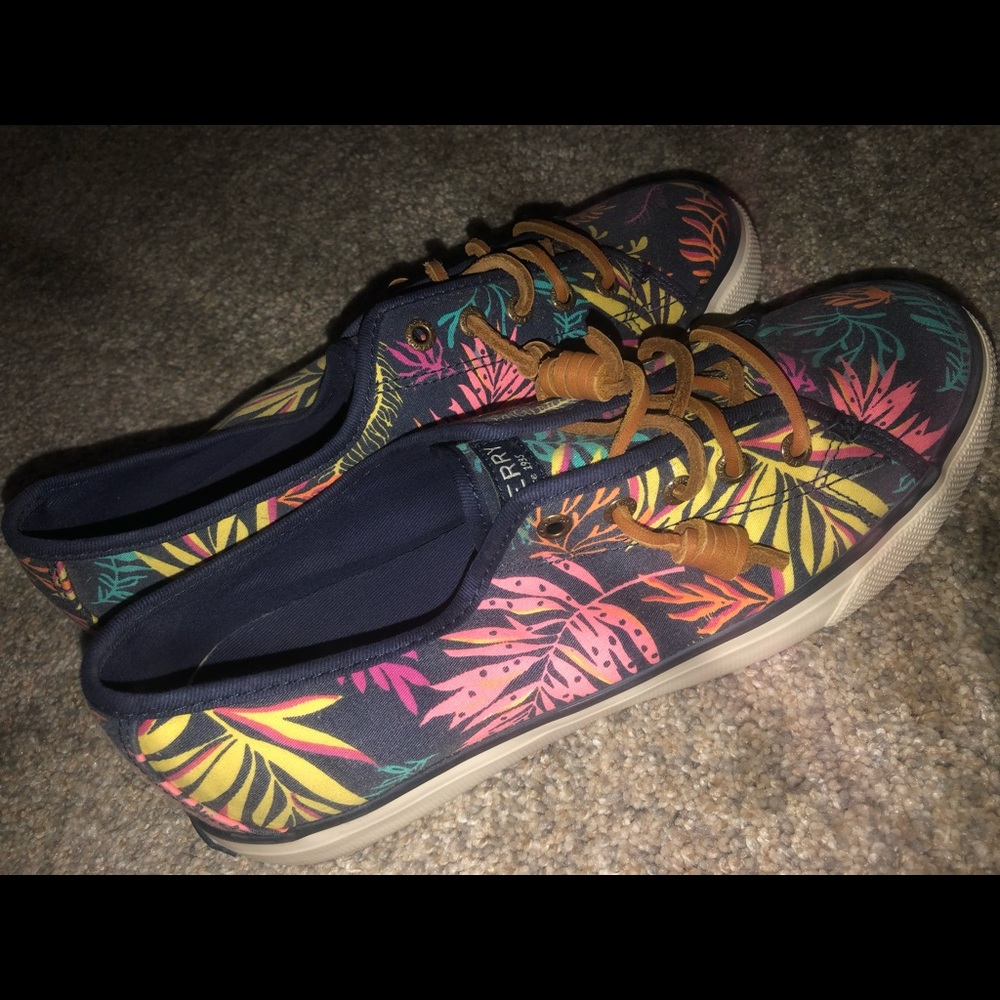 Sperry’s - Picture 2 of 3